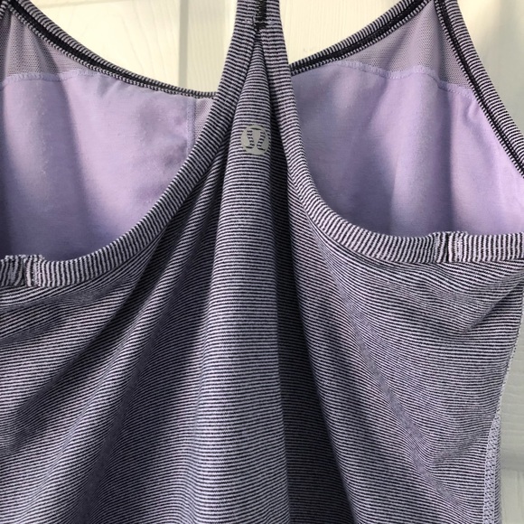 Lululemon Power Y tank - Picture 3 of 4